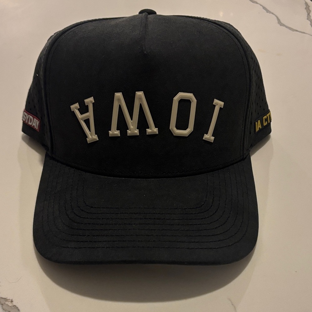 Black University of Iowa EasyDay Hat - NWOT!